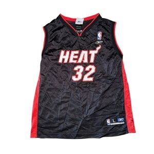 Vintage Reebok Black Miami Heat Shaquille O’Neal Jersey in Child Large